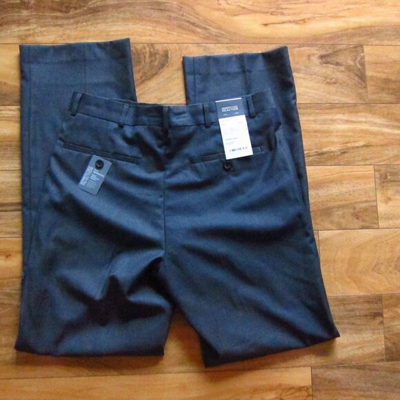 NWT- Mens Kenneth Cole Reaction Gray 2 Piece Suit Size 42R & Pants 32 X 32 - Picture 16 of 16